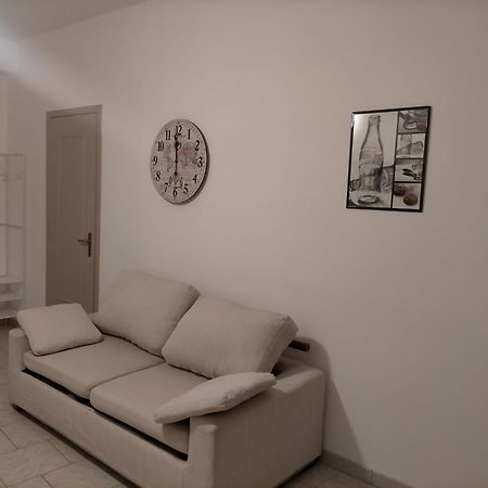 Отель Petite Etoile Сант'Агата-ди-Милите Экстерьер фото